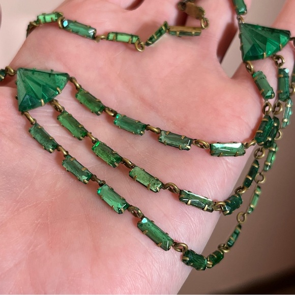 Antique Czechoslovakian green glass brass 1920’s  art deco choker necklace￼ - Picture 6 of 17